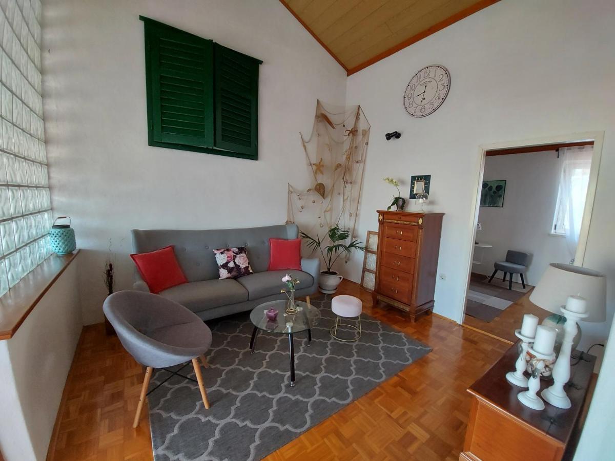Apartments And Rooms Villa Dona Makarska Dış mekan fotoğraf