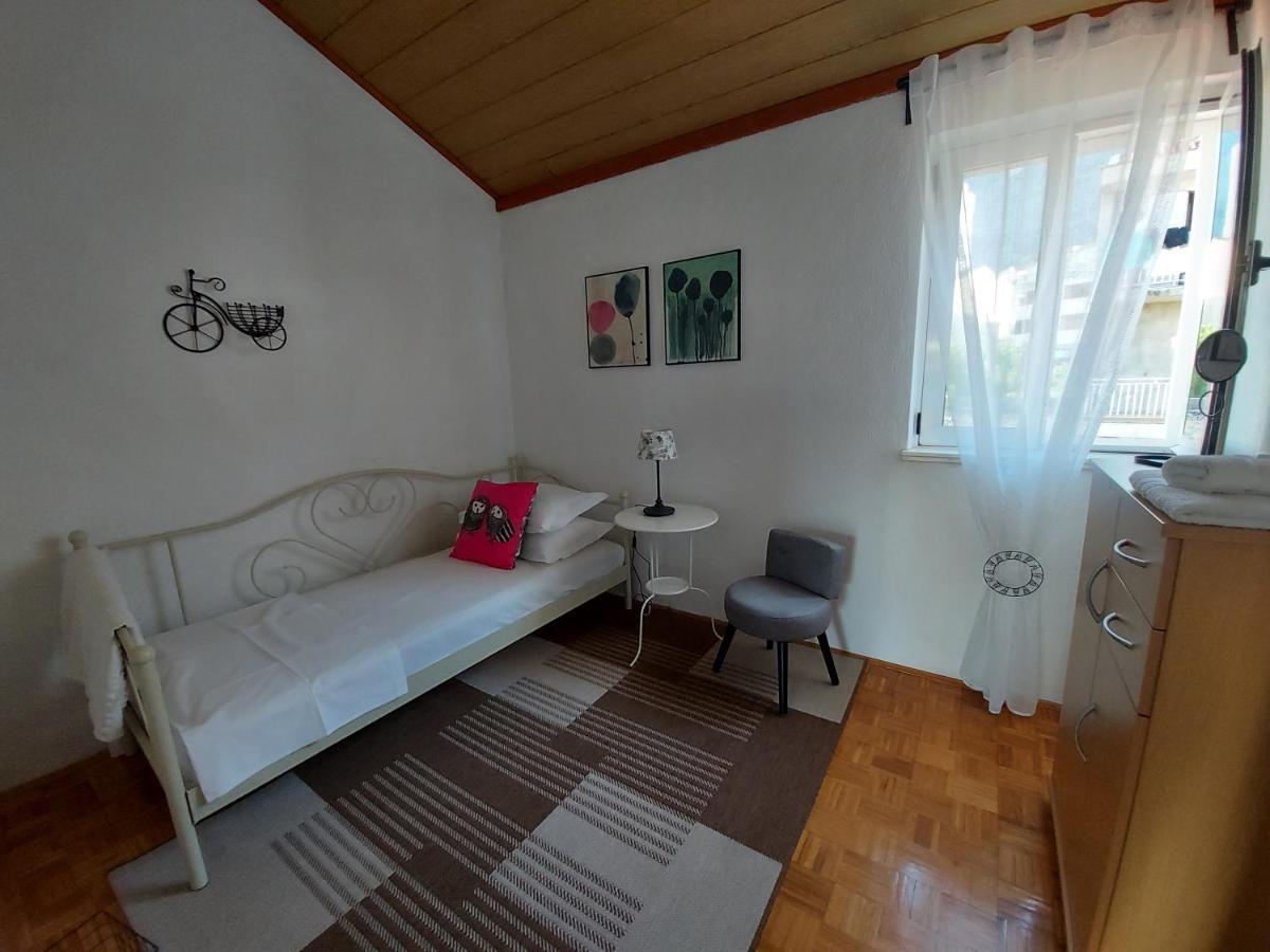 Apartments And Rooms Villa Dona Makarska Dış mekan fotoğraf
