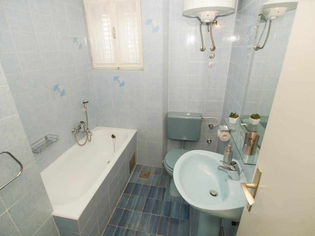 Apartments And Rooms Villa Dona Makarska Dış mekan fotoğraf