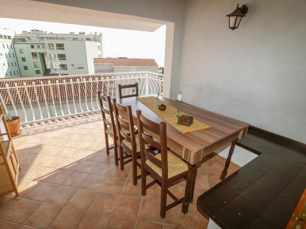 Apartments And Rooms Villa Dona Makarska Dış mekan fotoğraf