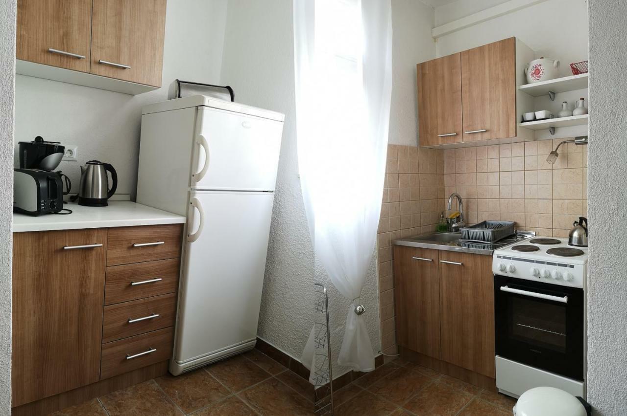 Apartments And Rooms Villa Dona Makarska Dış mekan fotoğraf