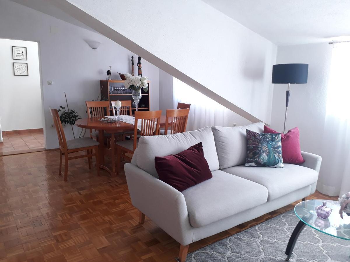 Apartments And Rooms Villa Dona Makarska Dış mekan fotoğraf